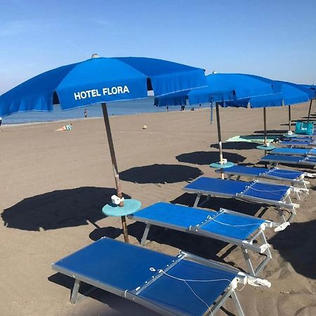 Affittacamere Floramare Marina Di Bibbona Exterior foto